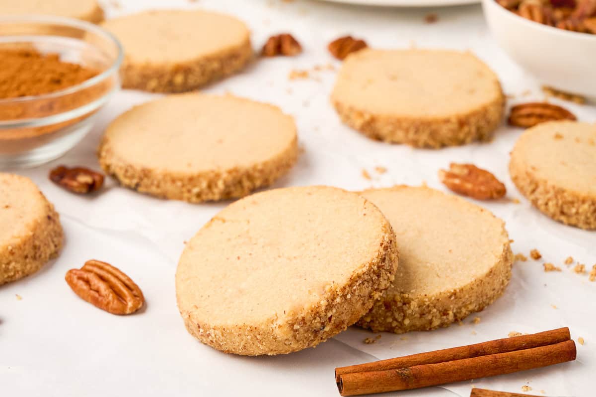 Achieve Tender Cinnamon Pecan Shortbread: No Browning Tip